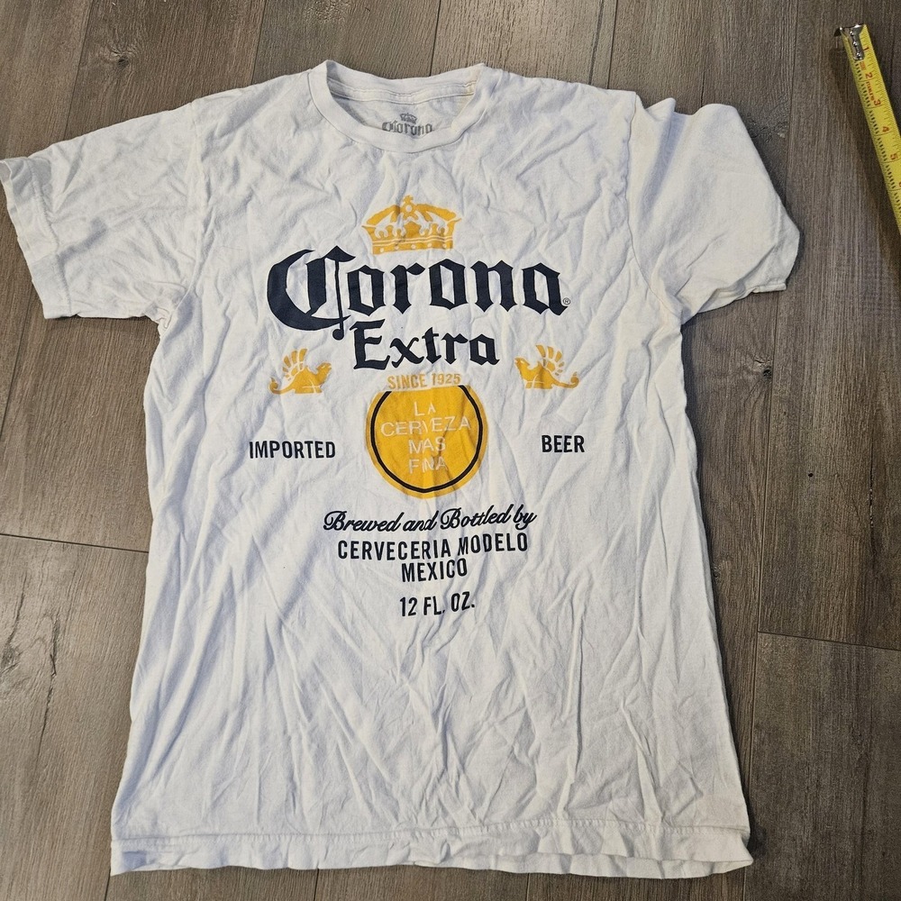 Corona Extra Shirt Mens Medium White Beer Logo Graphic Tee Mexico Cerveceria